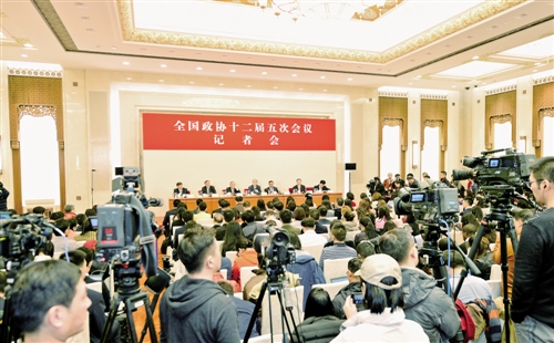 伊川新闻网励志专刊，学习变革的魔法，自信成就梦想——最新消息报道