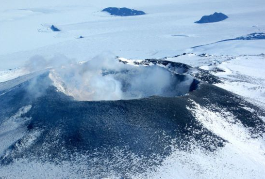 世界活跃火山排名揭秘，地质影响力不容小觑！